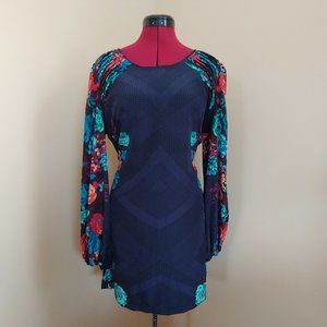 Womens Floral longsleeve dress